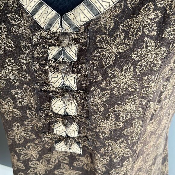 The Territory Ahead brown/tan leaf print stripe bad accent woven midi. Size 10. - Picture 3 of 6